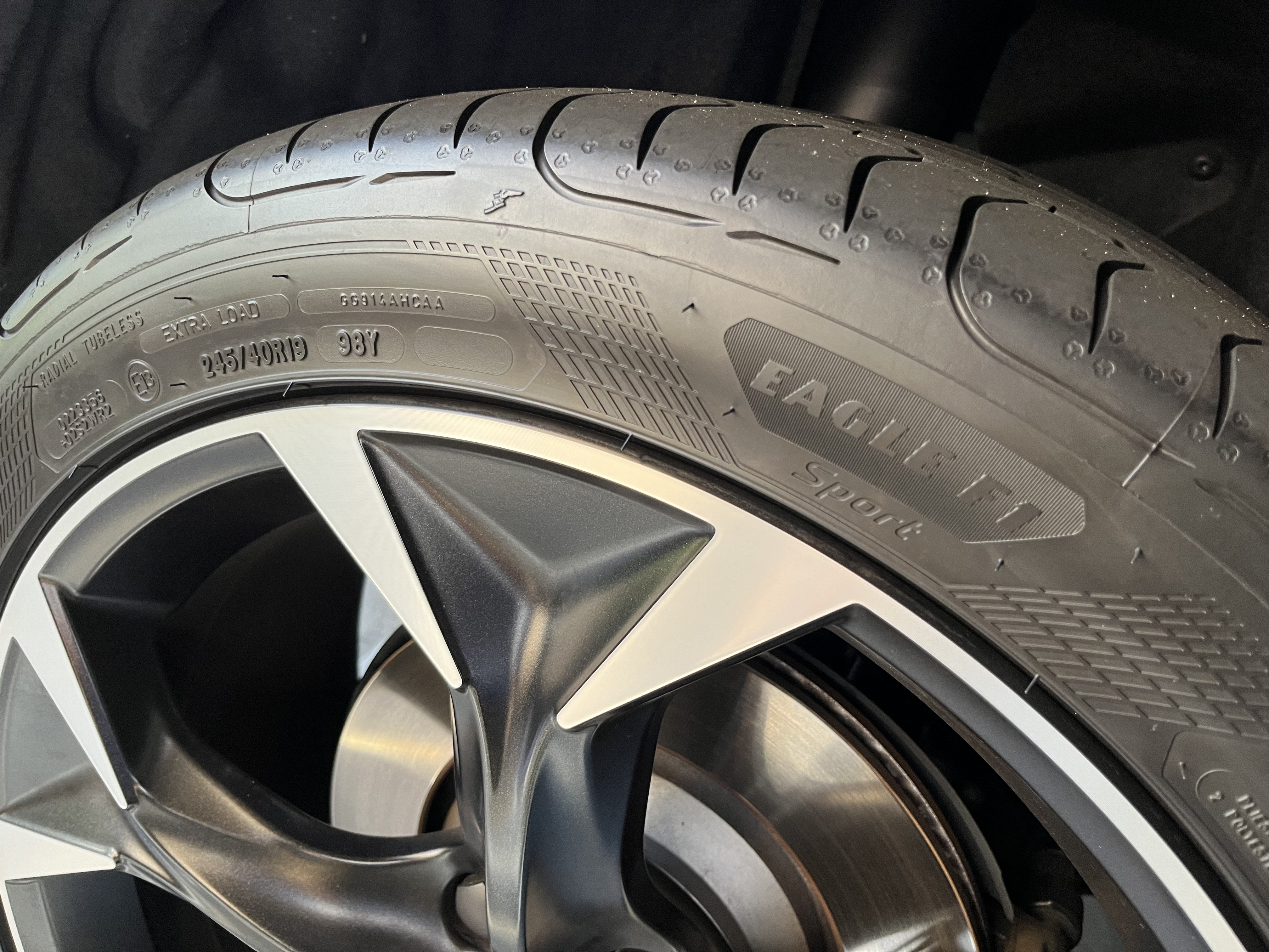 Goodyear Eagle F1 Sport