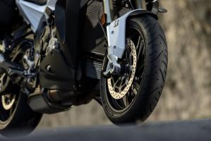 Bridgestone Battlax Sport Touring T33 on bike